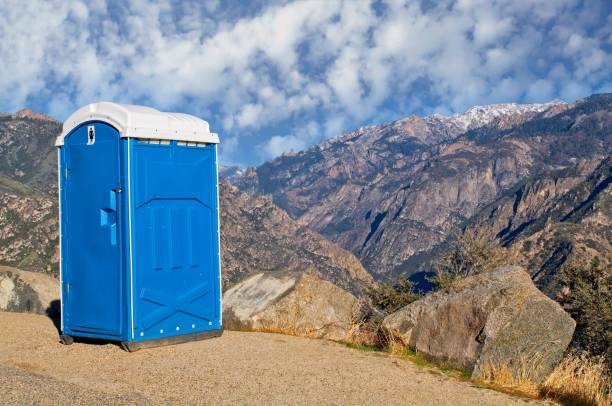 Types of Portable Toilets We Offer in Willoughby, OH